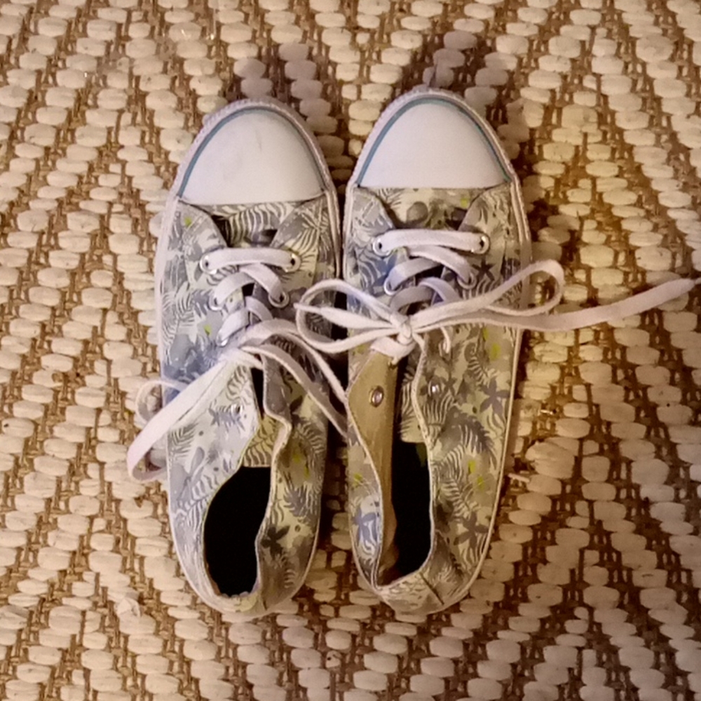 Converses